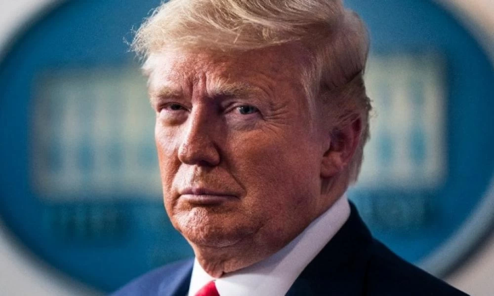 Συγγραφικές… δάφνες διεκδικεί ο Ντόναλντ Τραμπ με τα απομνημονεύματά του από την προεδρία